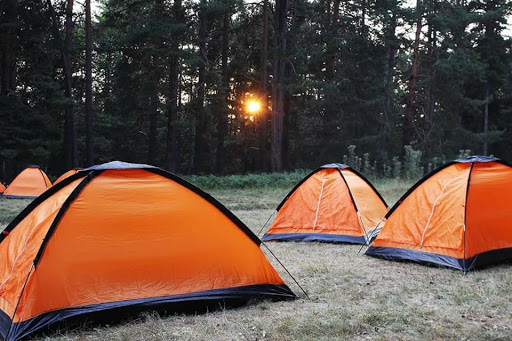 Todo lo que necesitas para acampar
