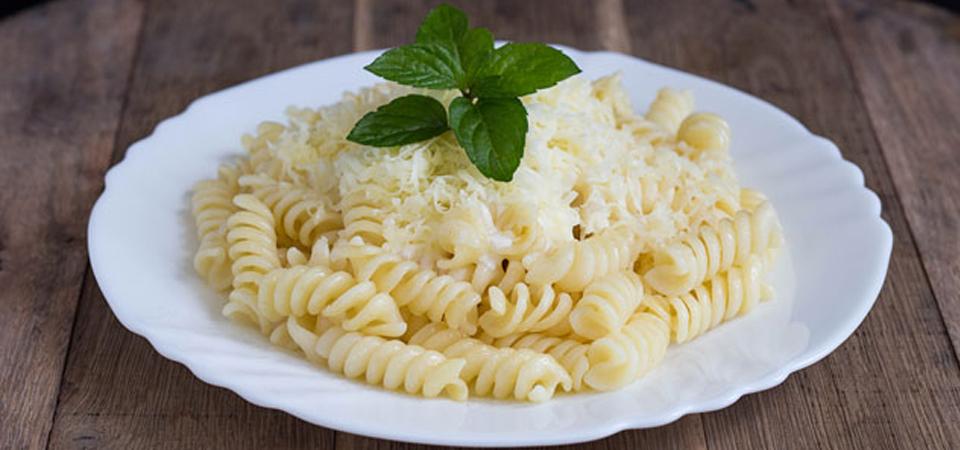 Fusilli alfredo
