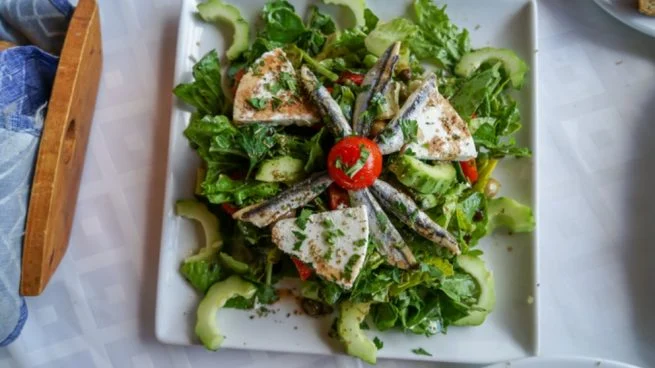 ensalada con queso